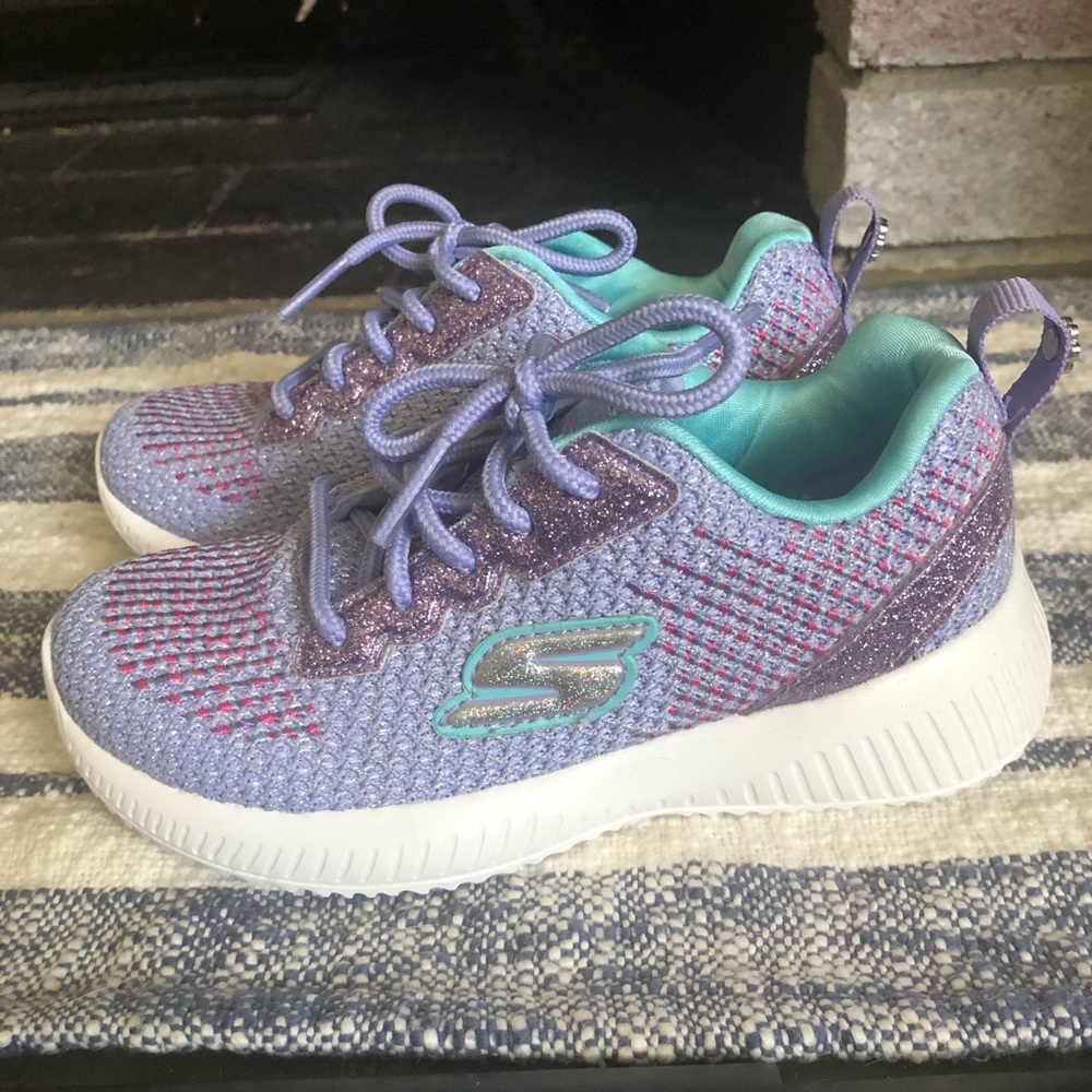 Skechers toddler size 11. Never worn.